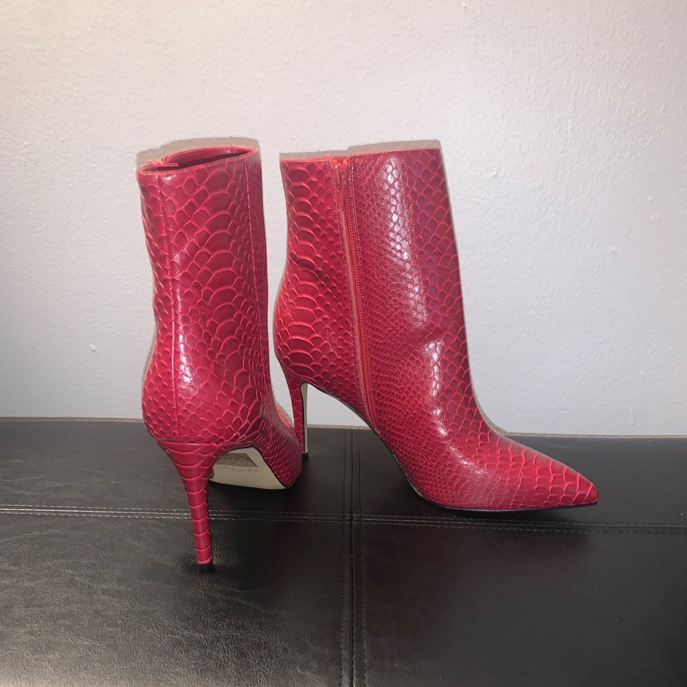 ALDO Roidda Boot Size 9